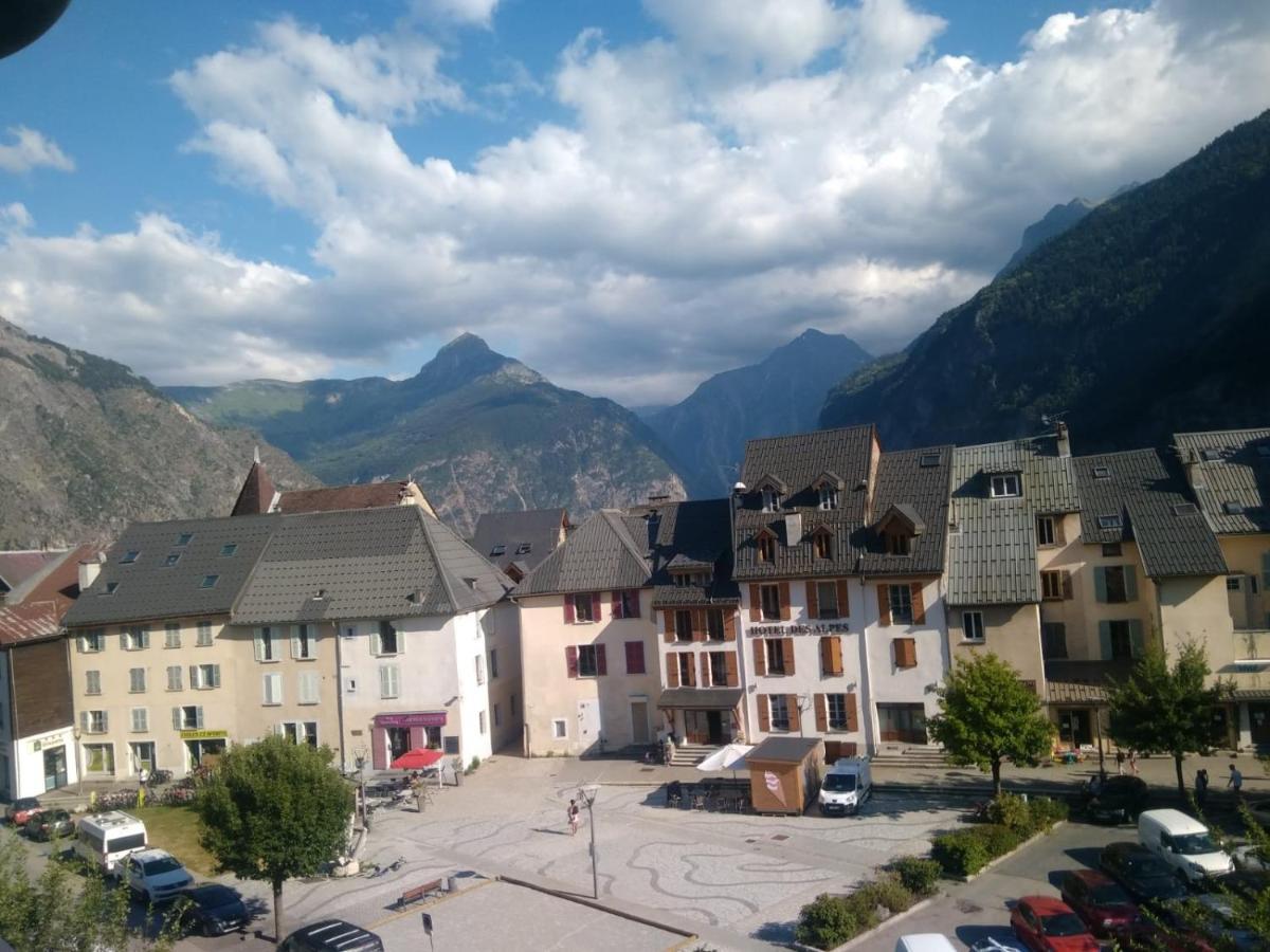Studio Center Bourg d'Oisans Le Bourg-dʼOisans Buitenkant foto
